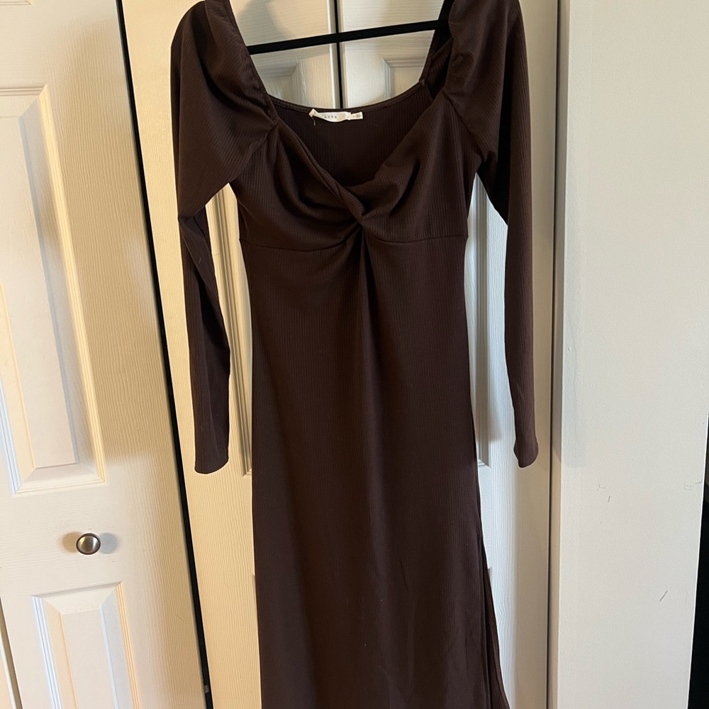 Elegant Brown Long Sleeve Dress